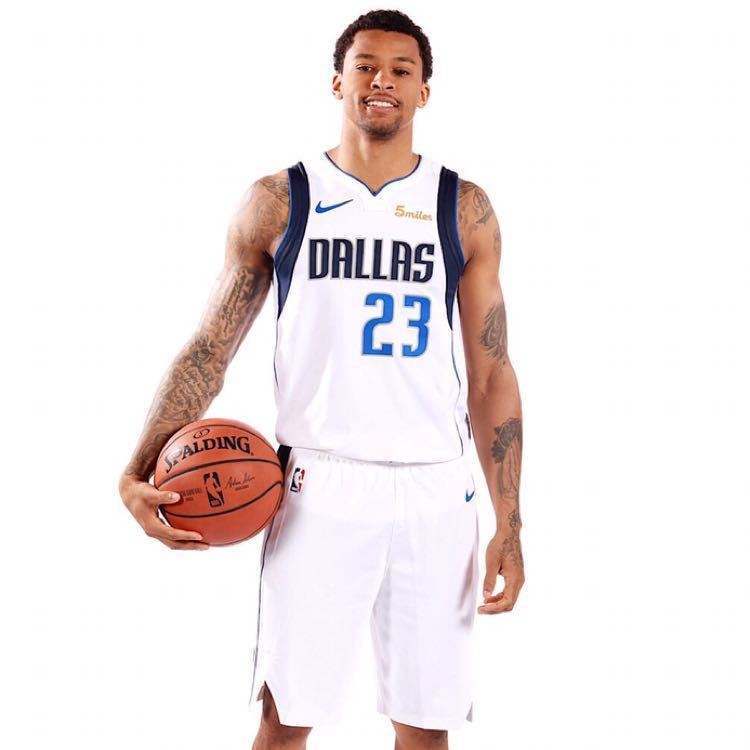 法国男篮完胜魔术，麦科勒姆送出助攻