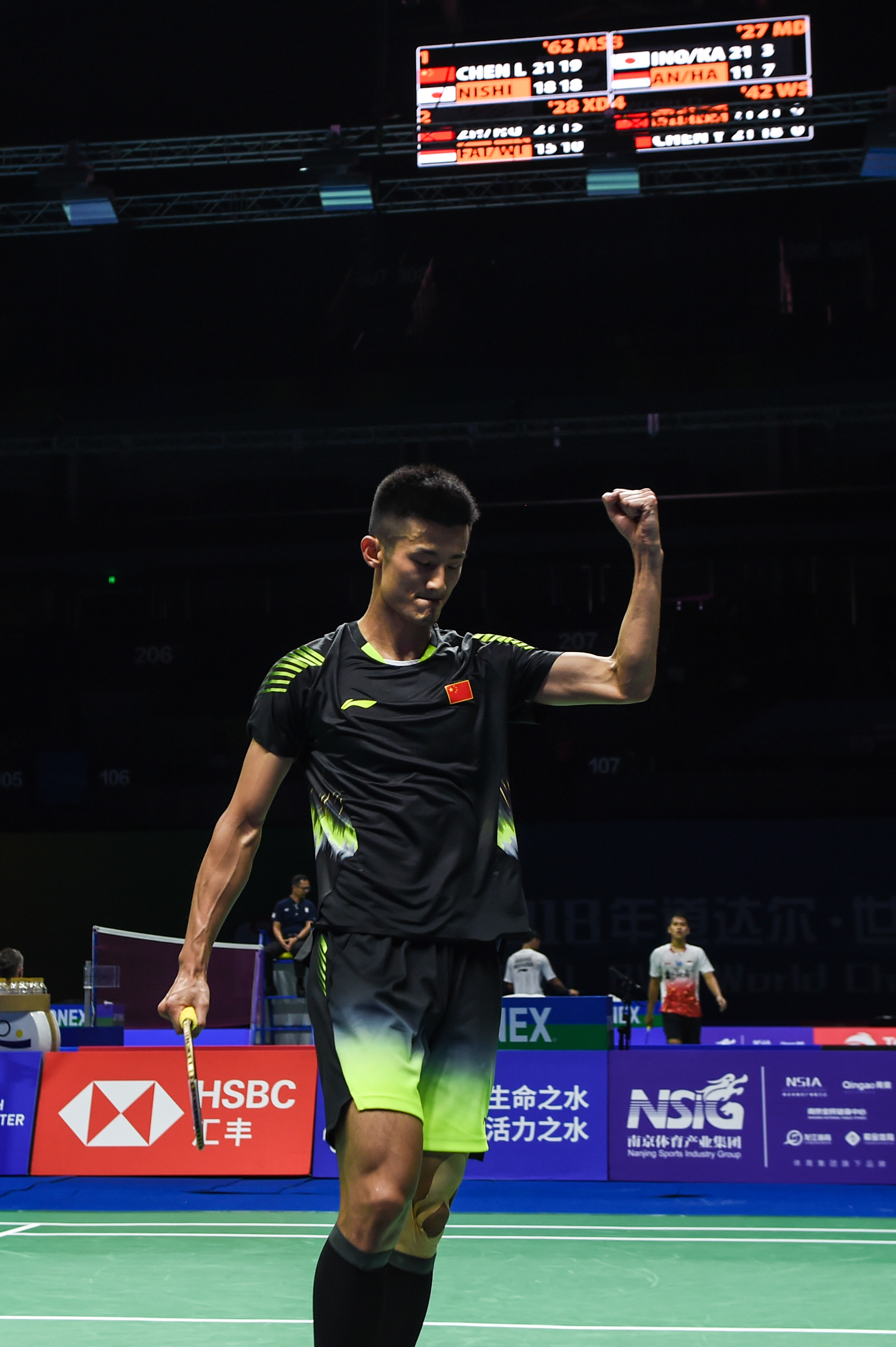 印尼羽毛球队轻取英格兰羽毛球队,谌龙惊艳世界 印尼羽毛球队轻取英格兰羽毛球队,谌龙惊艳世界