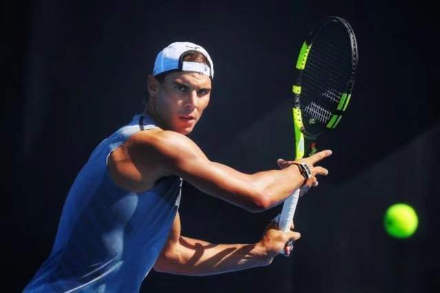 包含美国网球队碾压意大利网球队,纳达尔惊艳世界的词条 包含美国网球队碾压意大利网球队,纳达尔惊艳世界的词条