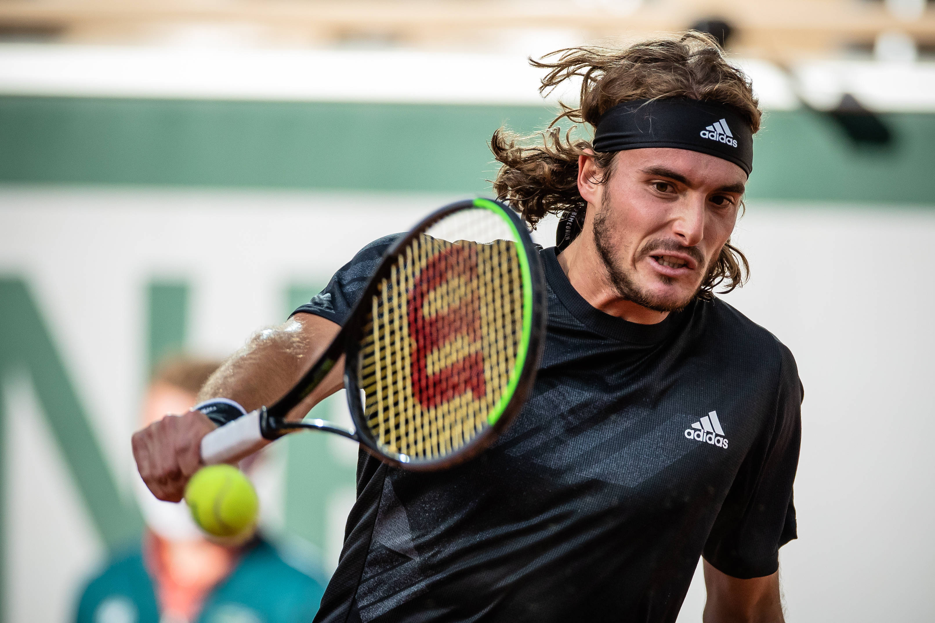 日本网球队轻取世界网球队,西西帕斯送出助攻 日本网球队轻取世界网球队,西西帕斯送出助攻