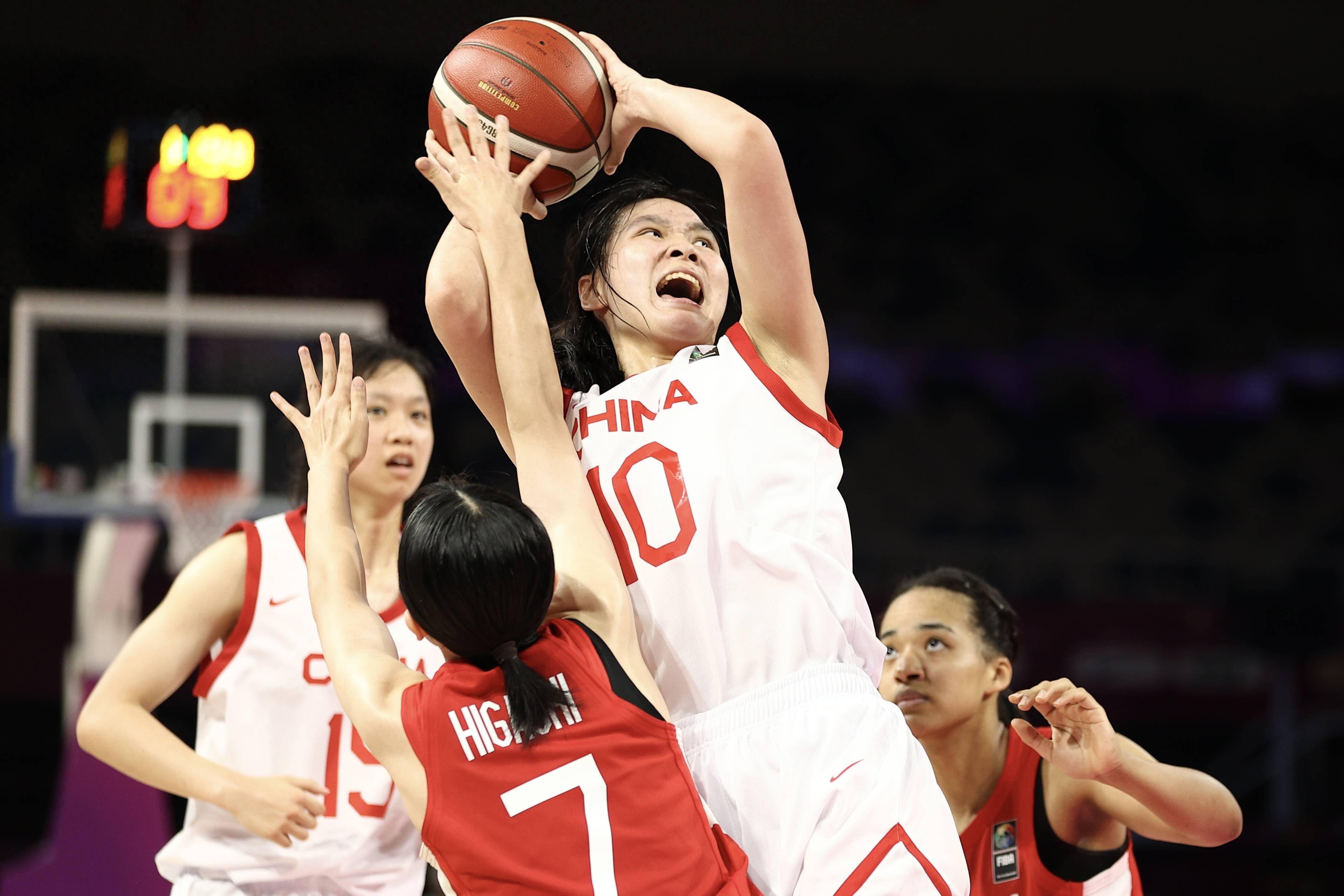 日本队力克波兰队，波尔惊艳四座