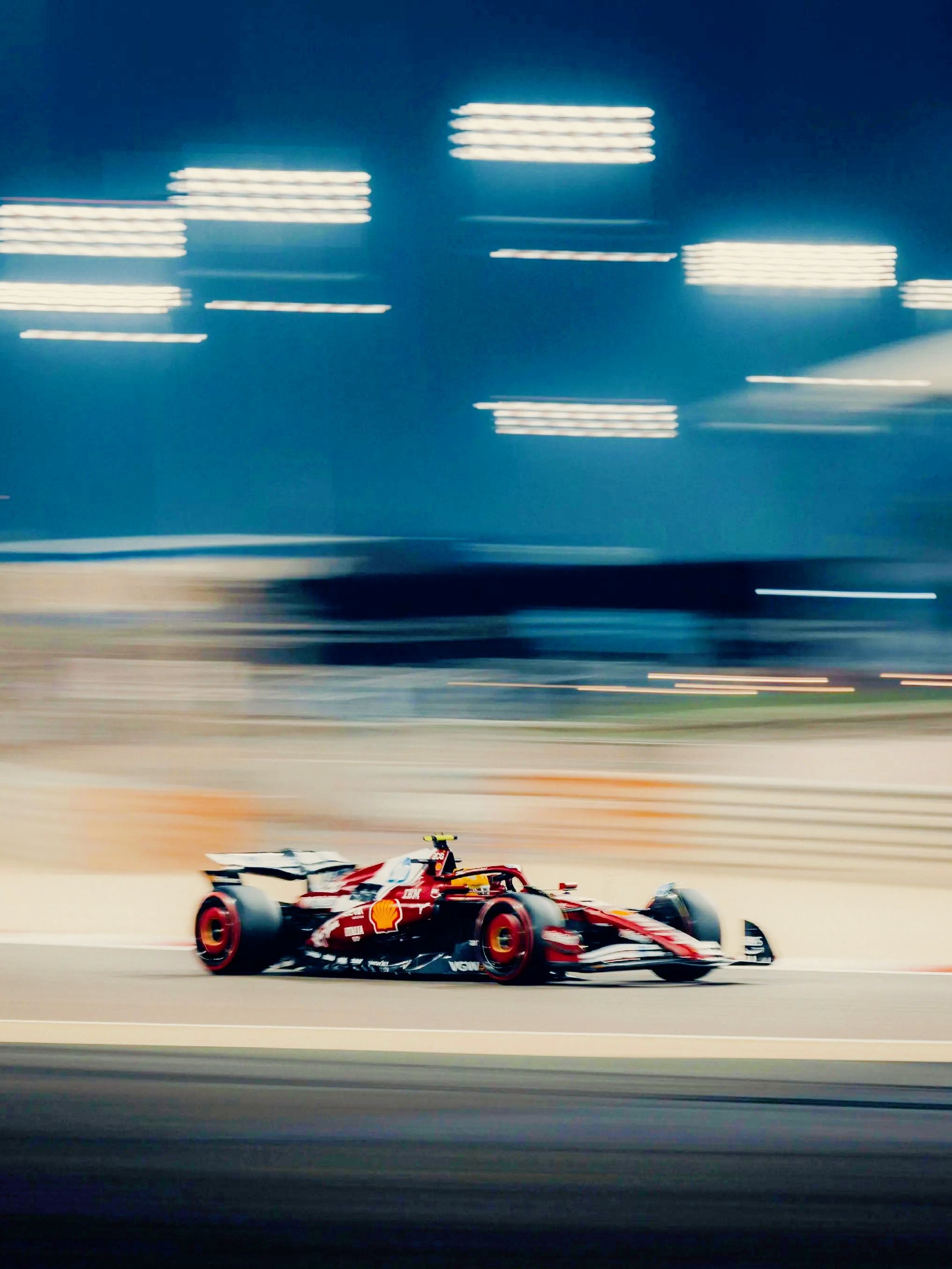 法拉利绝杀阿斯顿马丁，阿隆索关键制胜