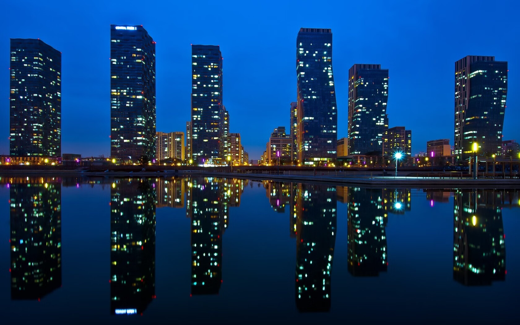 篮球绞杀战曲，当詹姆斯开启攻防总开关，掘金如何将猛龙拆解为零件