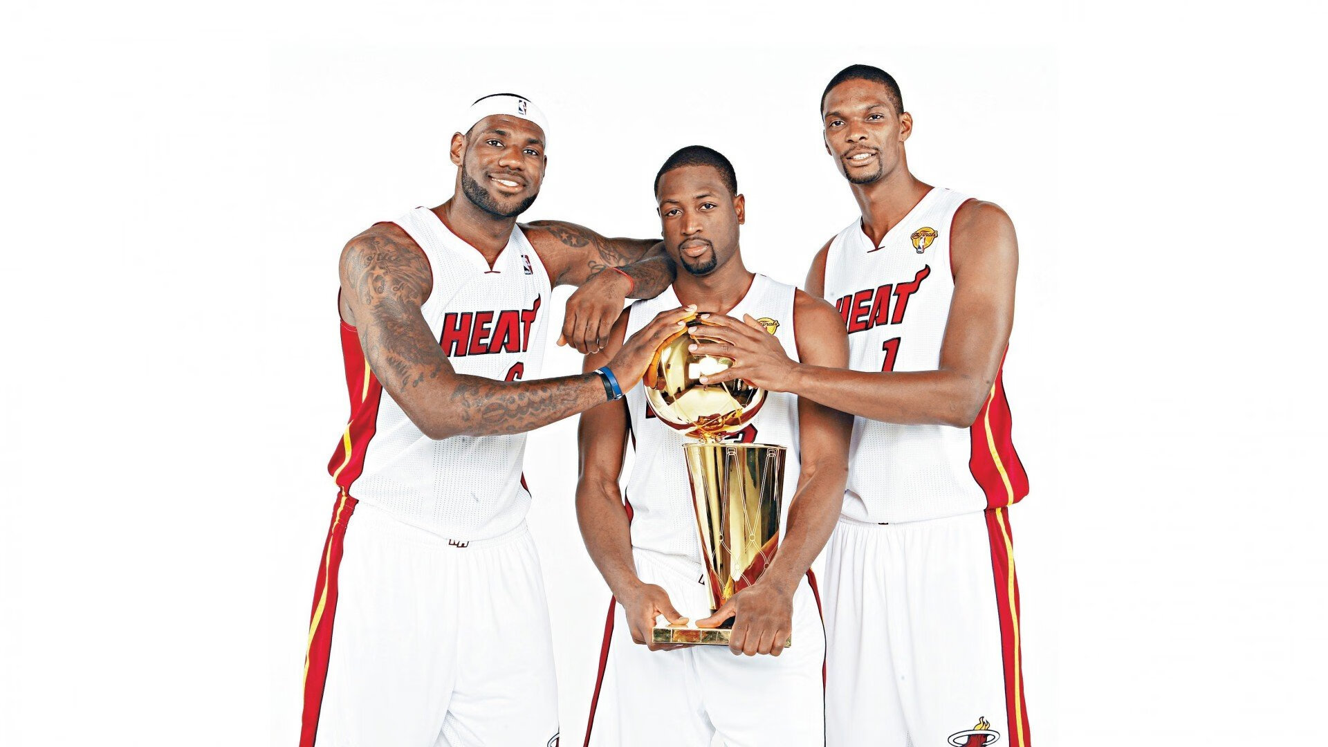 切特·霍姆格伦的双线传奇，雷霆横扫猛龙，欧冠决赛一战封神